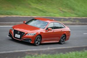 2018 Toyota Crown RS Four
